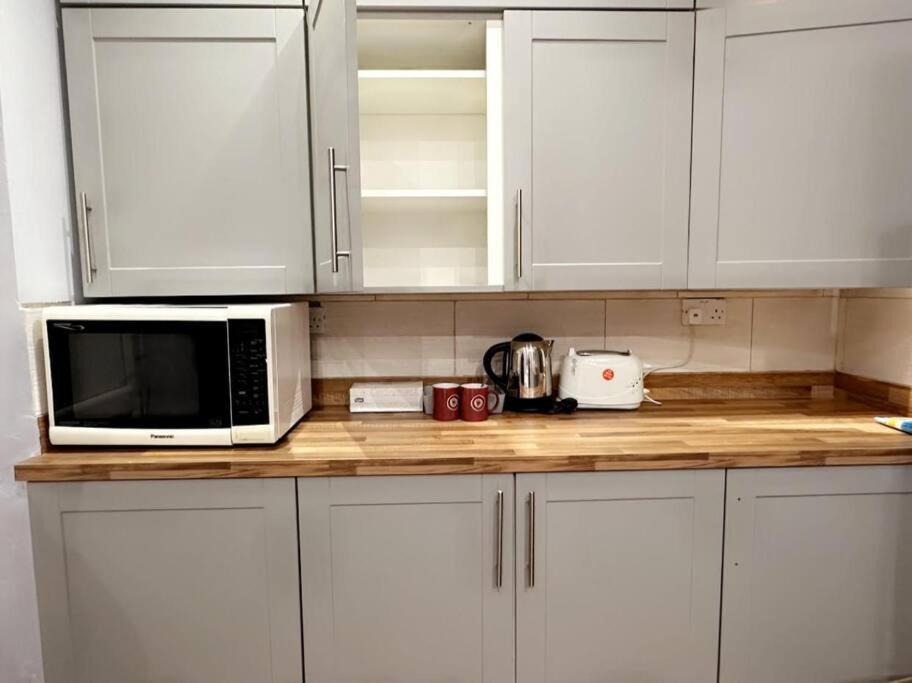 Cosy Quiet Single Studio Merton  Luaran gambar